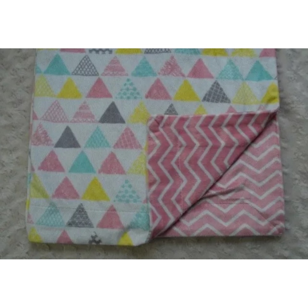 SL Home Fashions S.L. Baby Blanket Pink White Chevron Triangles Yellow Blue Gray